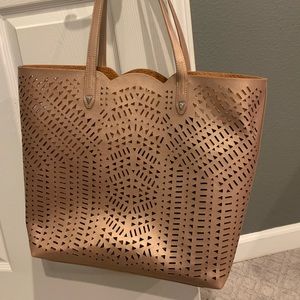 Beautiful Stella and Dot Rose Gold bag